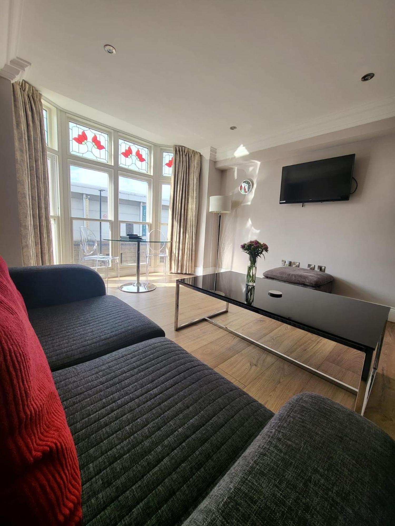 Harrogate Lifestyle Luxury Serviced Aparthotel Exteriör bild