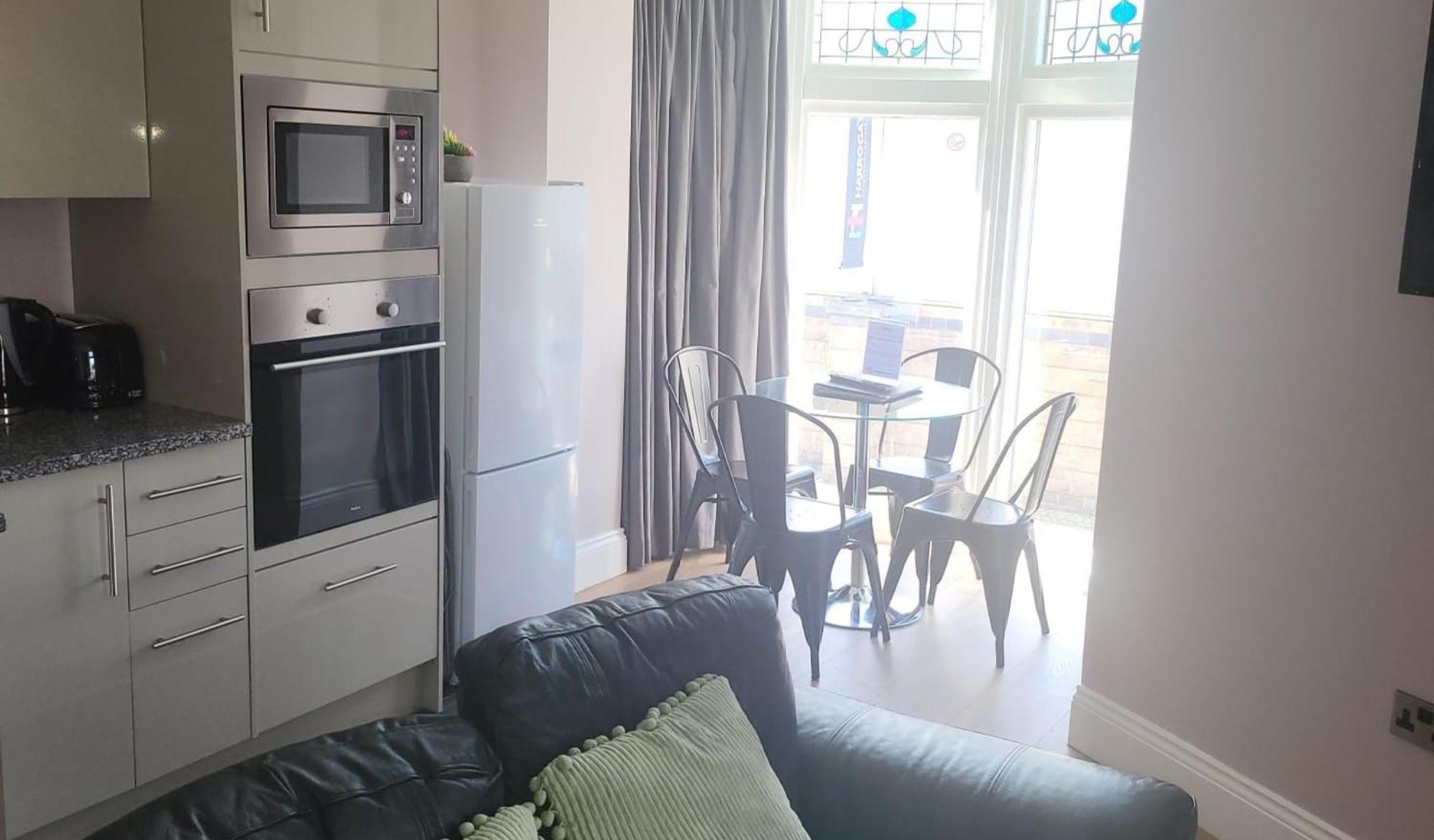 Harrogate Lifestyle Luxury Serviced Aparthotel Exteriör bild